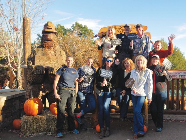 Glenwood Caverns installs new tram to accommodate crowds «  Amusement Today